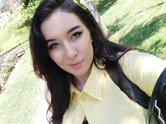 AliceRoman online picture 3