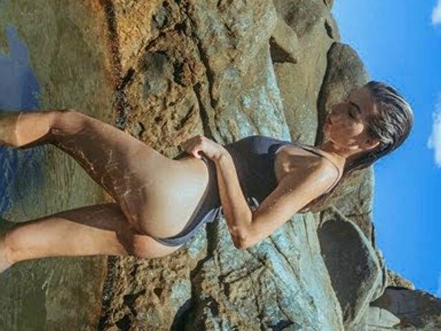 Sexcam com Carolieen99