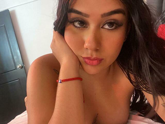 ArianaLuxx Webcam Porno Live