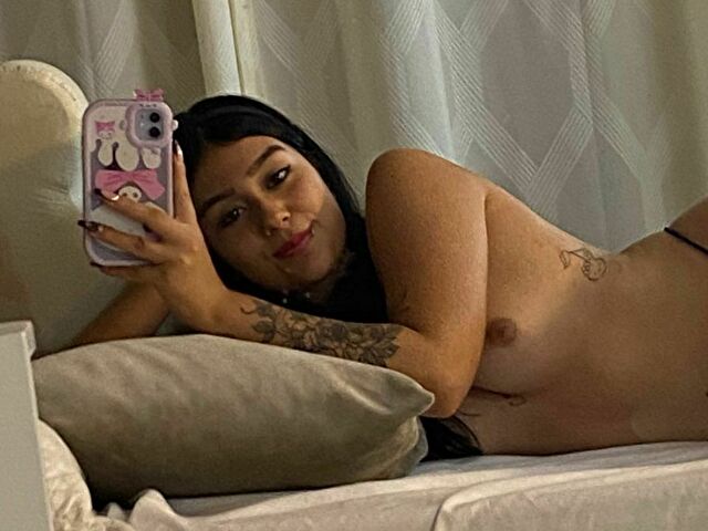 ArianaLuxx foto 17
