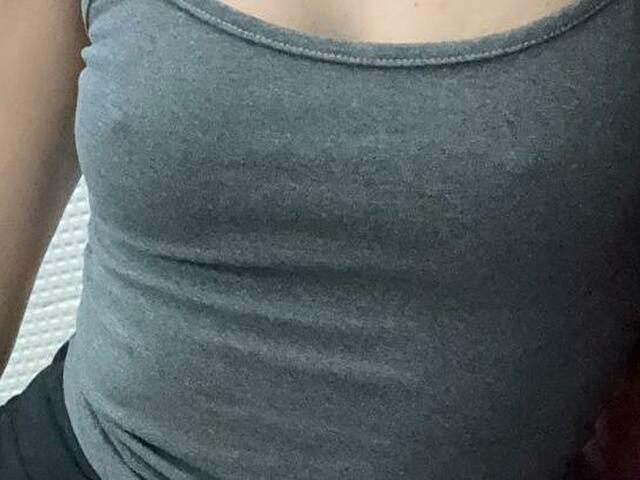 emmaa Boobs Liveshow