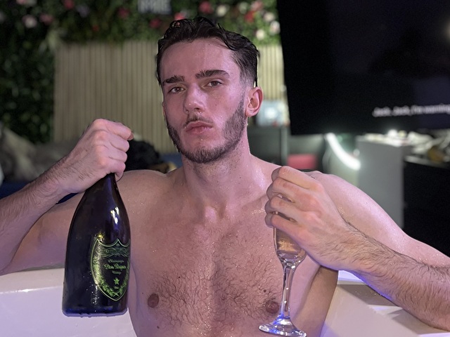 NakedMolly