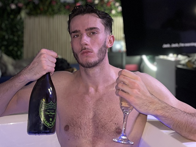 NakedMolly