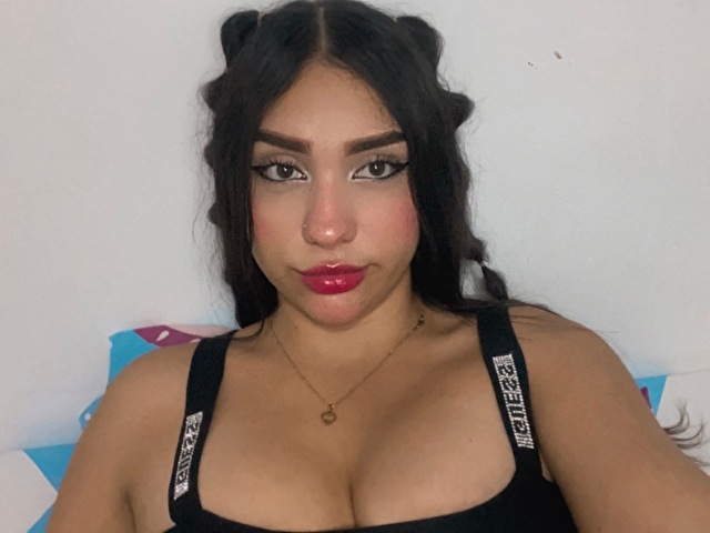EmmaRobinson Seins Liveshow