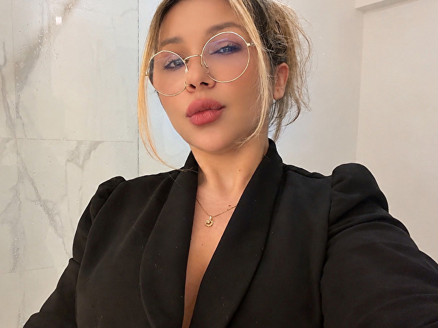 YasminX online foto 1