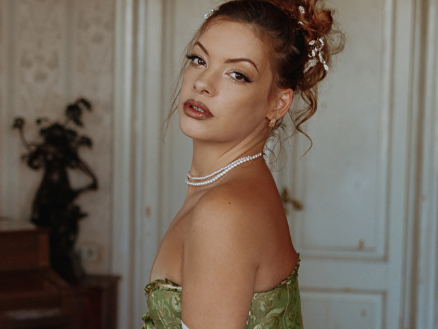 LiliLowe foto 2