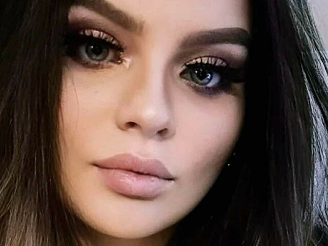 DianaJOY Selfie Gallery