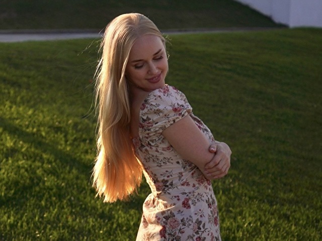 Astrid1 online foto 3