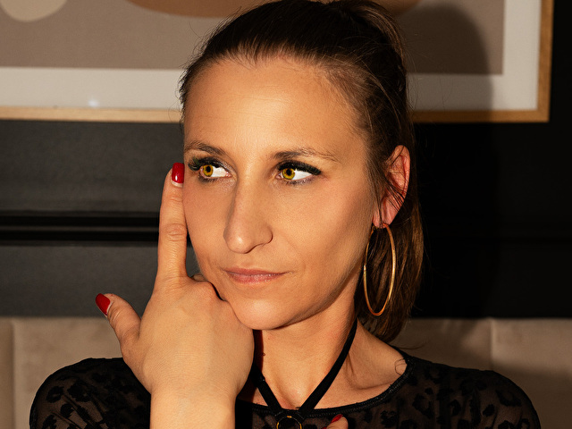 EvelynModel online foto 1