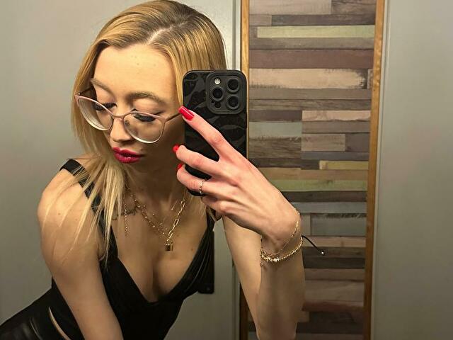 EvaSkyyyyy Image Gallery