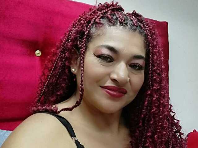 SofiaMature online picture 2