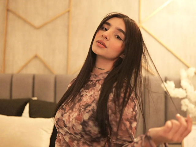 abriilcutee photo 5