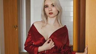 Karolinaray - sexcam