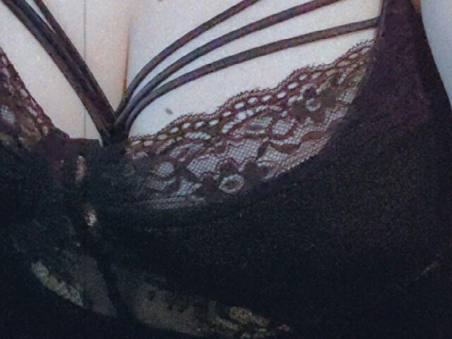 EmilieJoly Selfie Gallery