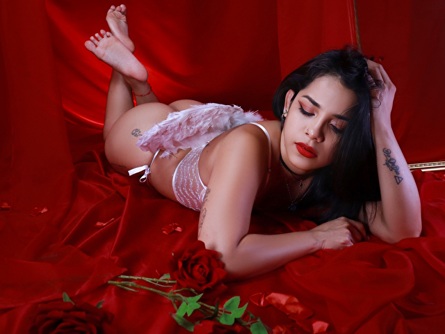 Laurahornyas preview 4