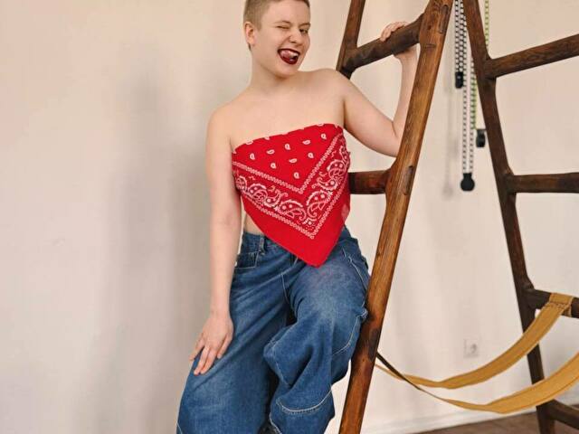 CindyBellz Image Gallery