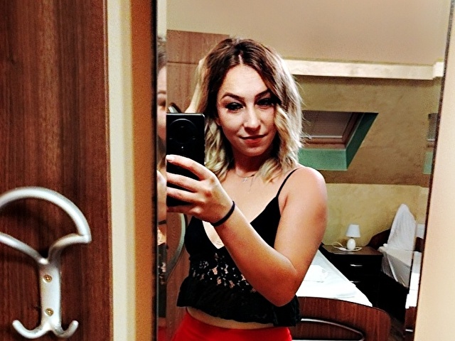 MiaSpark Image Gallery