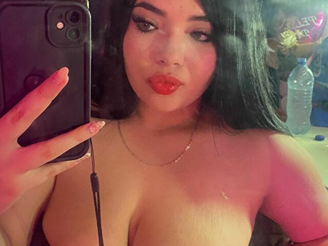 MelissaBoobs