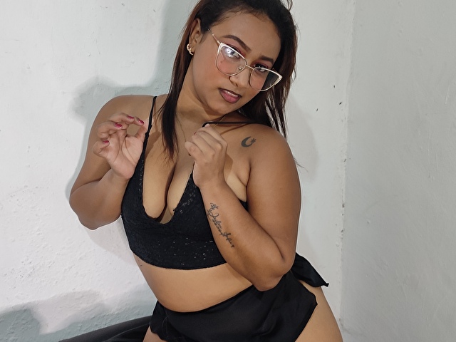 SlaveSlut Blowjob XXX Cams - Photo 30/30