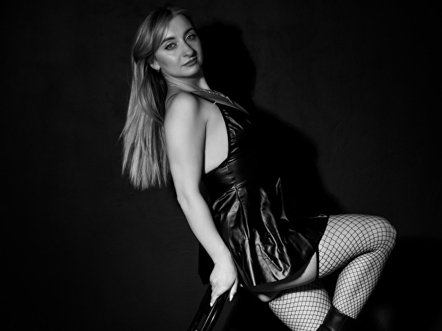 RuslanaNice Sex Brunette - Photo 5/10
