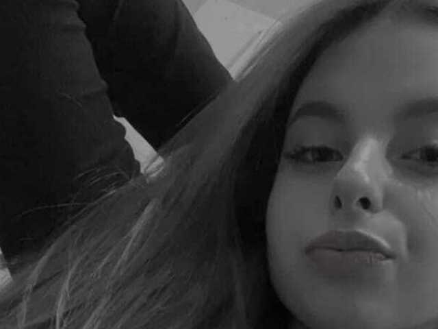 Annaxxx Selfie Gallery