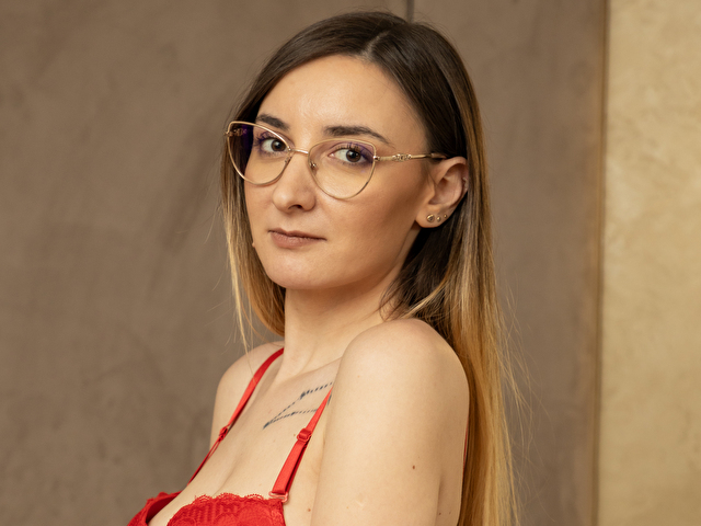 ArteMiss Webcam Porno Live