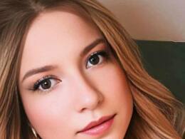 Sexy webcam show met sophiee Sexy webcam show met sophiee