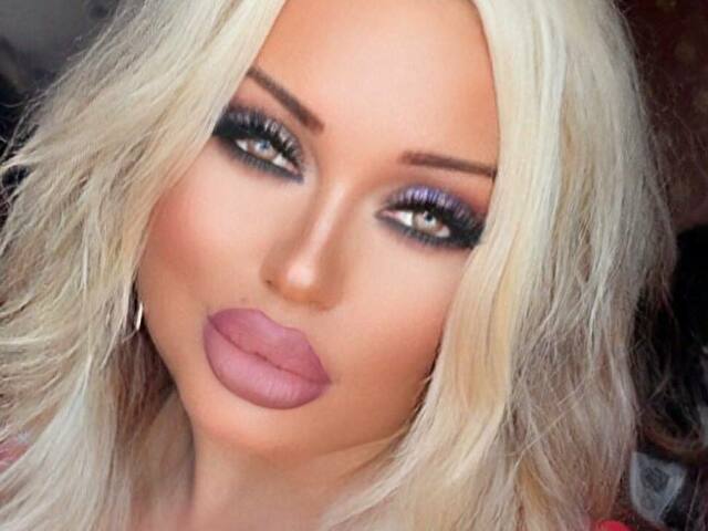 Roxxxy foto 3