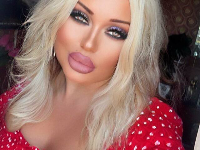 Roxxxy foto 2