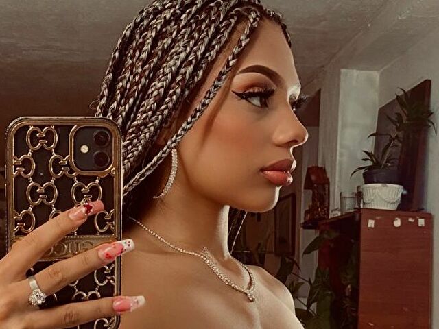 ArianaBelle