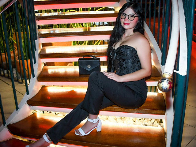 MiaWayne online foto 1