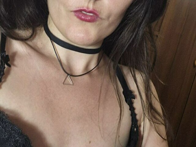 AnnaYours Webcam Porno Live - Photo 6/11
