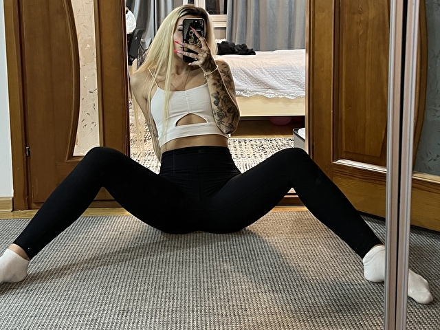 Isla Hot Pussy - Photo 5/5