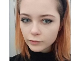 LydiaFlirt