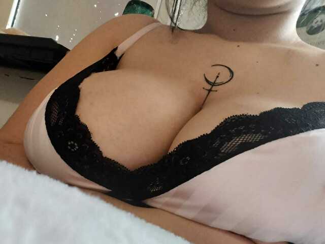 RubyBlake Sex Brunette - Photo 10/19