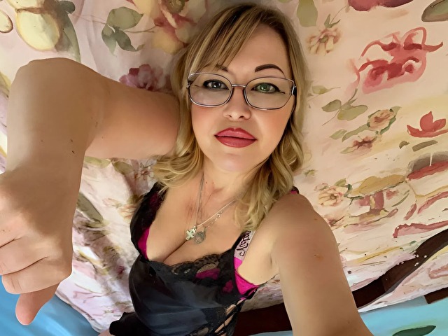 ToriExciteonline picture 4