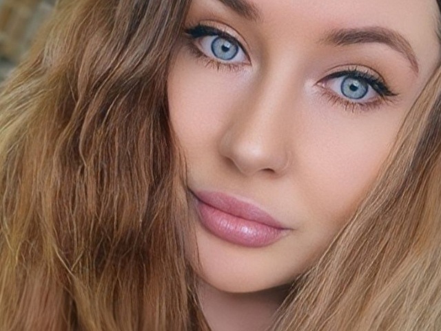 Alexisflirt Webcam Porno Live