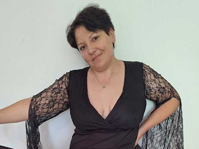 MayaBlowsYou online picture 1