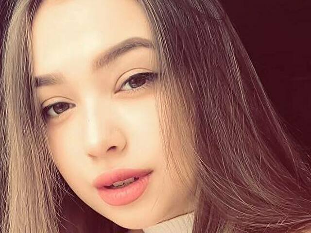 YuliannaX online picture 3