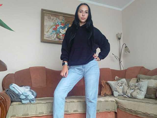 LuisaLove online picture 3