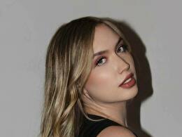 Nicole4