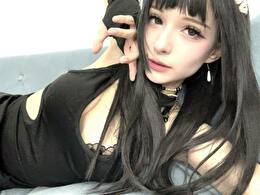 Yunablossom - sexcam