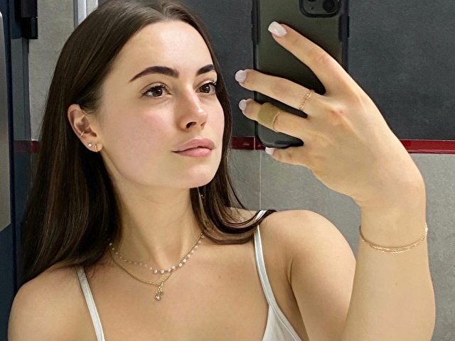 Hellenhottie Videos Liveshows