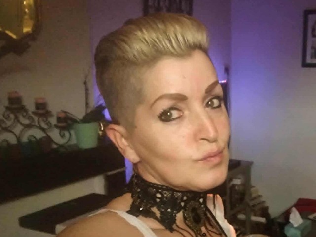 Azzurra online photo 1