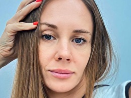 Sexcam avec luciemack Sexcam avec luciemack