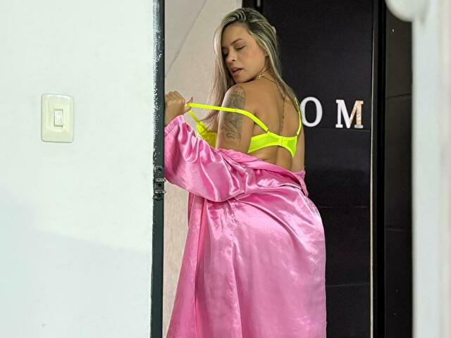 ChantallMilan foto 60