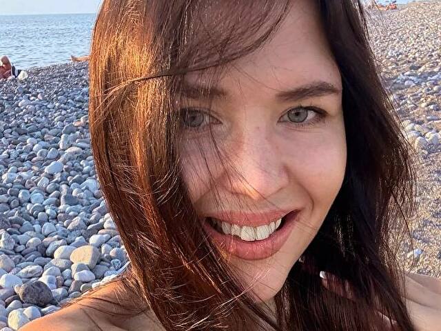 NatashaJean online picture 1