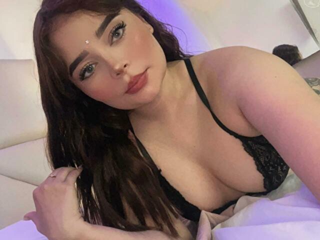 MiaJamess online photo 1