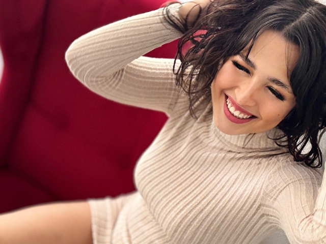 RosieSparkonline picture 4