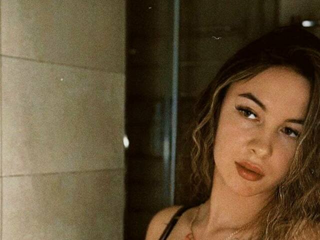 LunaCurly online picture 3